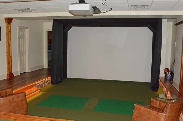 Fresno Indoor Putting Green Simulator