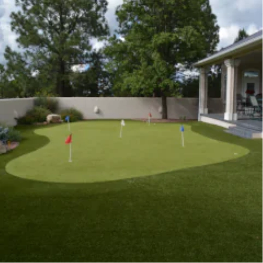 Planning the Ideal Backyard Putting Green For Your Fresno Space