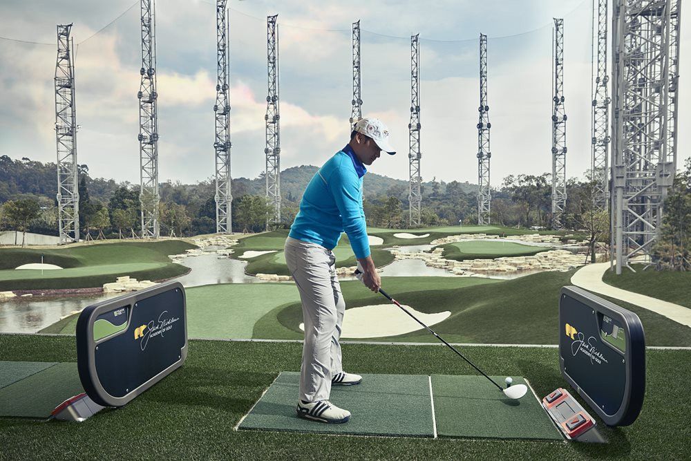 Fresno Golfer on synthetic grass tee box