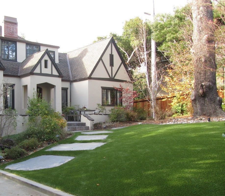Fresno synthetic grass landscaping