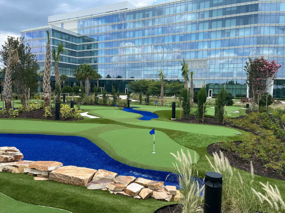 Top Mini Golf Courses in Fresno